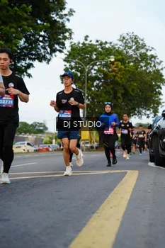 Runner Photo 4197516