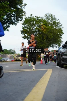 Runner Photo 4197542