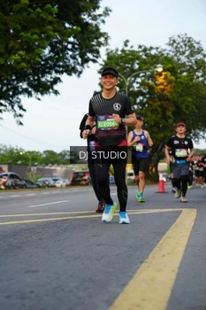 Runner Photo 4197566