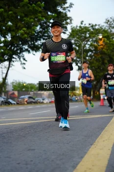 Runner Photo 4197572