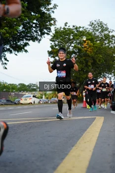 Runner Photo 4197588