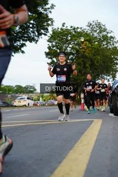 Runner Photo 4197590