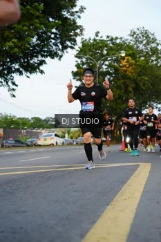 Runner Photo 4197592