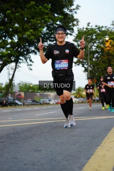 Runner Photo 4197598