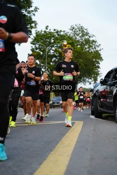 Runner Photo 4197627