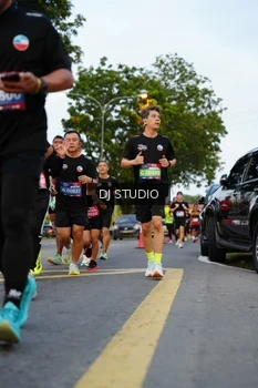 Runner Photo 4197628