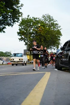 Runner Photo 4197644