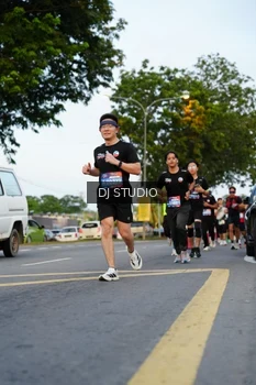 Runner Photo 4197657