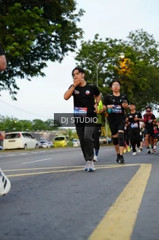 Runner Photo 4197670