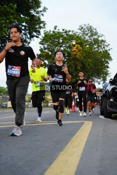 Runner Photo 4197677