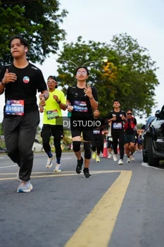 Runner Photo 4197680