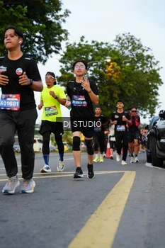 Runner Photo 4197682