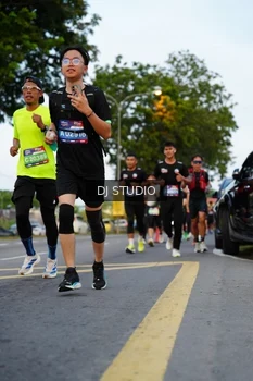 Runner Photo 4197683