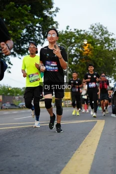 Runner Photo 4197687
