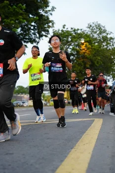 Runner Photo 4197692