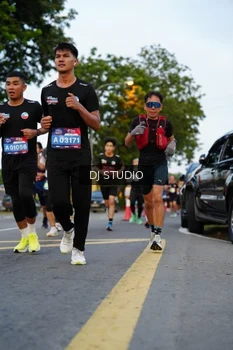 Runner Photo 4197703