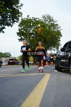Runner Photo 4197714