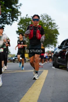 Runner Photo 4197716