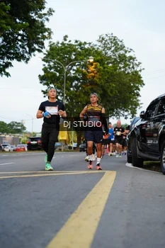 Runner Photo 4197719