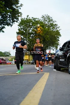 Runner Photo 4197727
