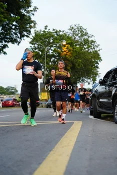 Runner Photo 4197732