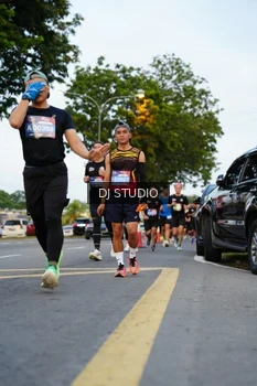 Runner Photo 4197737