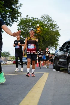 Runner Photo 4197741