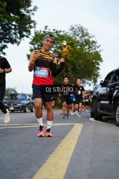 Runner Photo 4197751