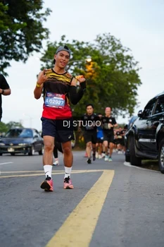 Runner Photo 4197754