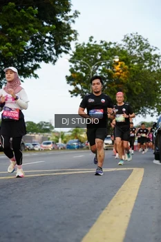 Runner Photo 4197757