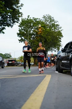 Runner Photo 4197762