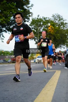 Runner Photo 4197766