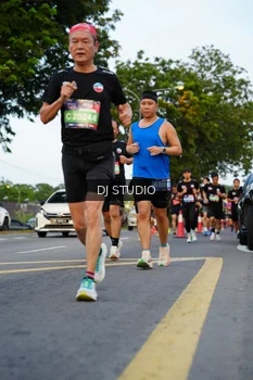 Runner Photo 4197774