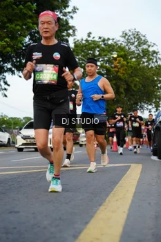 Runner Photo 4197775