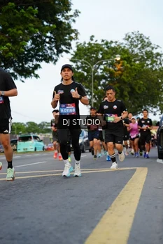 Runner Photo 4197791
