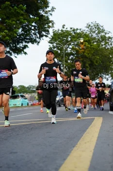 Runner Photo 4197797