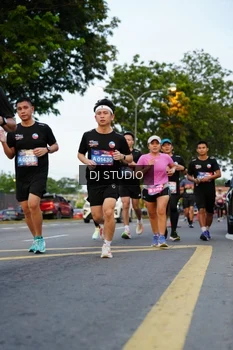 Runner Photo 4197820