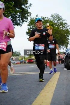 Runner Photo 4197834