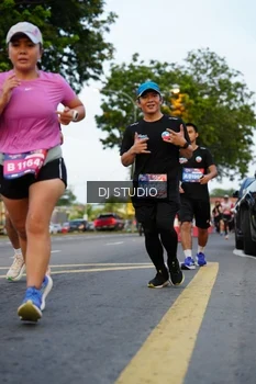 Runner Photo 4197836