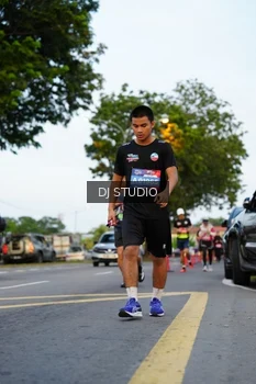 Runner Photo 4197844
