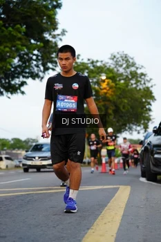 Runner Photo 4197851