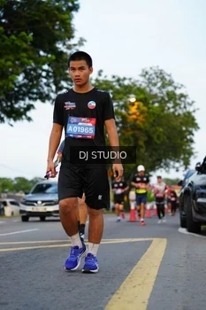 Runner Photo 4197857
