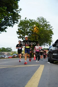 Runner Photo 4197866