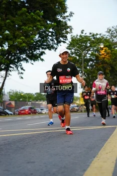 Runner Photo 4197871