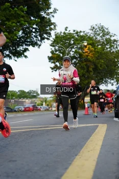 Runner Photo 4197881