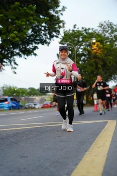 Runner Photo 4197886