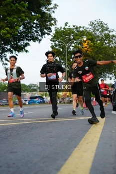 Runner Photo 4197898