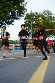 Runner Photo 4197902