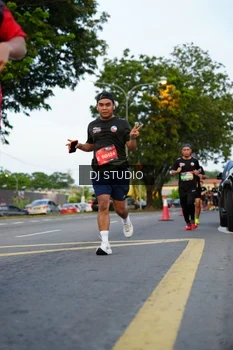 Runner Photo 4197949