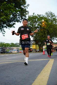 Runner Photo 4197950